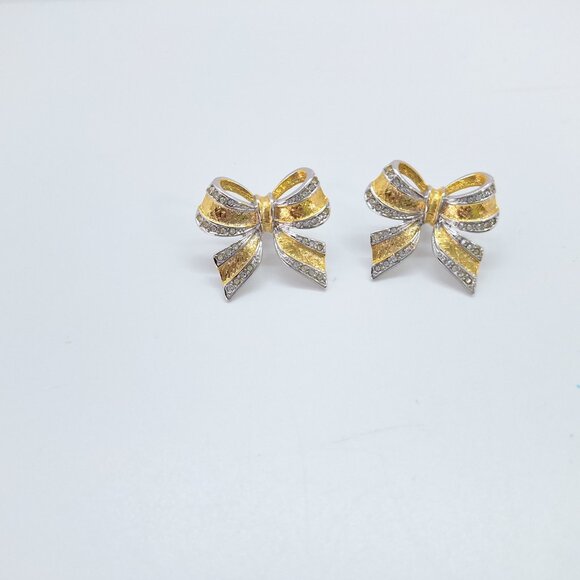 Vintage gold and silver tone bow earrings - Picture 7 of 8